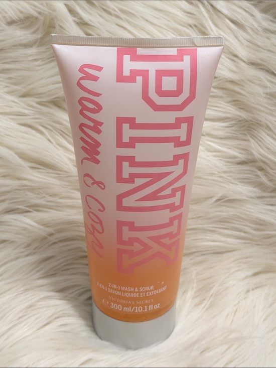 PINK Victoria's Secret Other - PINK Warm and Cozy 2 in 1 wash and scrub NWT
